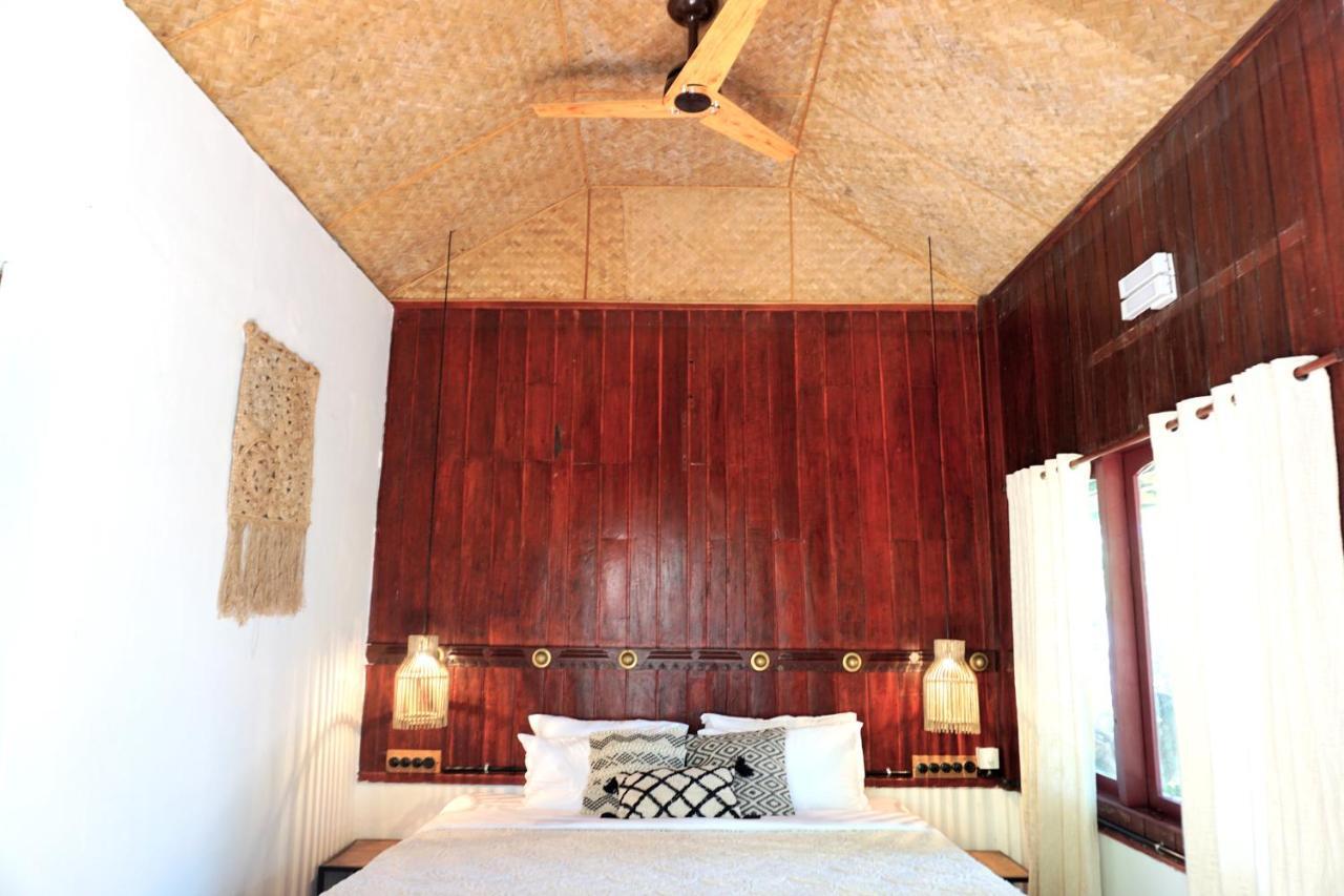 Sunsets And Palm Trees Bed and Breakfast Alappuzha Exteriör bild