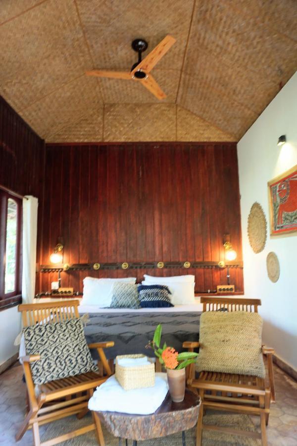Sunsets And Palm Trees Bed and Breakfast Alappuzha Exteriör bild